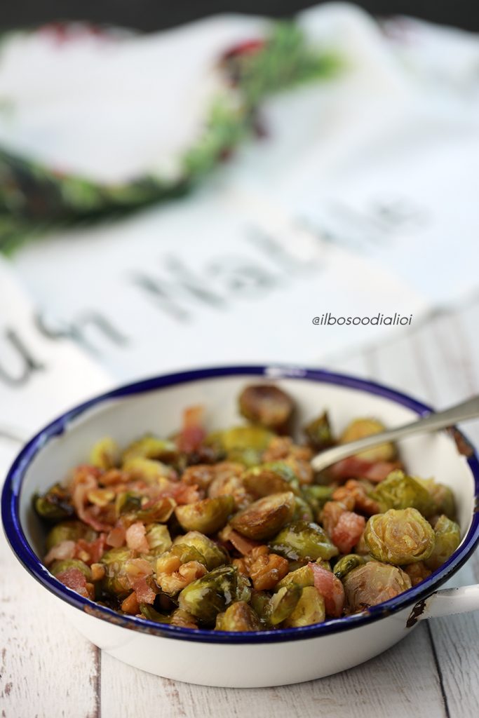 Cavoletti di Bruxelles con sciroppo d'acero e pancetta