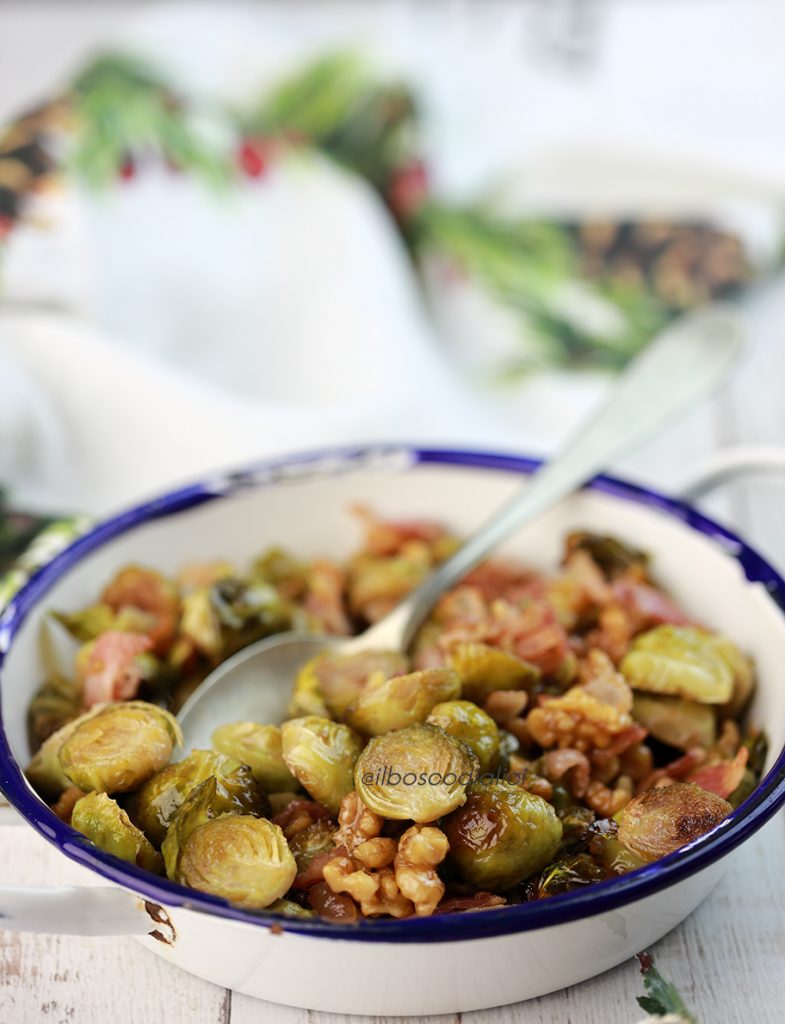 Cavoletti di Bruxelles con sciroppo d'acero e pancetta